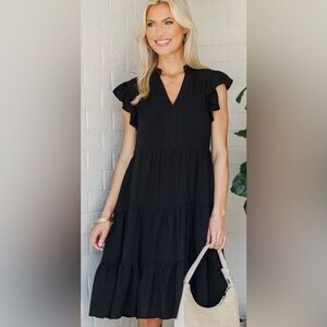 The Mint Julep Boutique Black Layered Dress